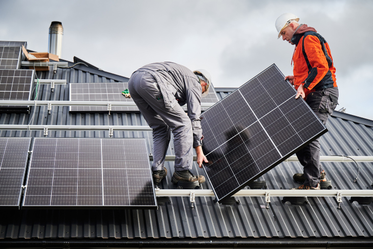 Solarni krovni paneli su savršen način da iskoristite prirodnu energiju